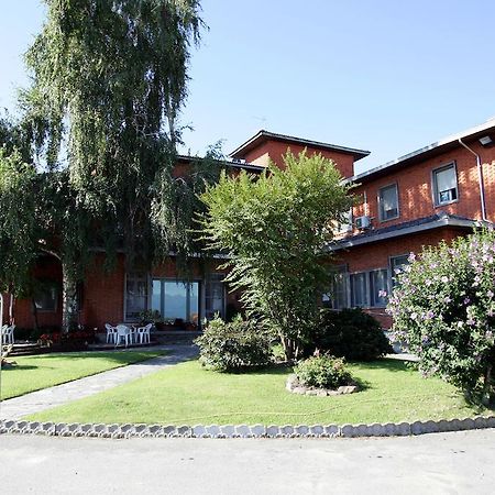 Hotel Ristorante Paladini Carisio Bagian luar foto